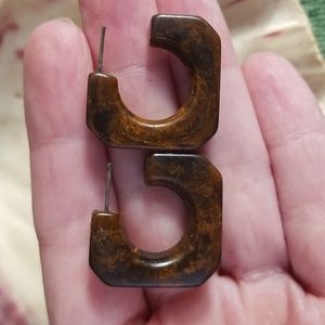 Vintage Marbled Brown Colored Lucite Earrings TCJB1